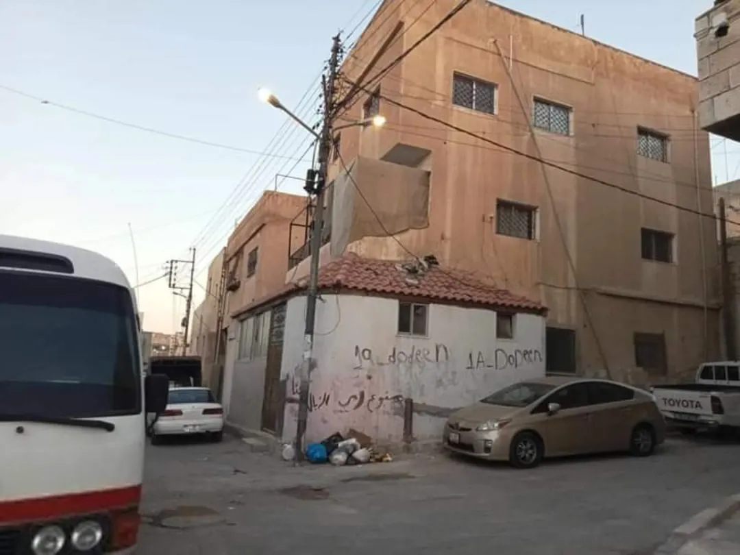 عمارة فاخرة للبيع مباشرة