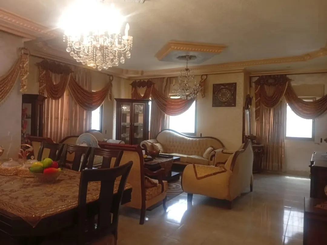 فيلا للبيع بسعر 150 قابل للتفاوض