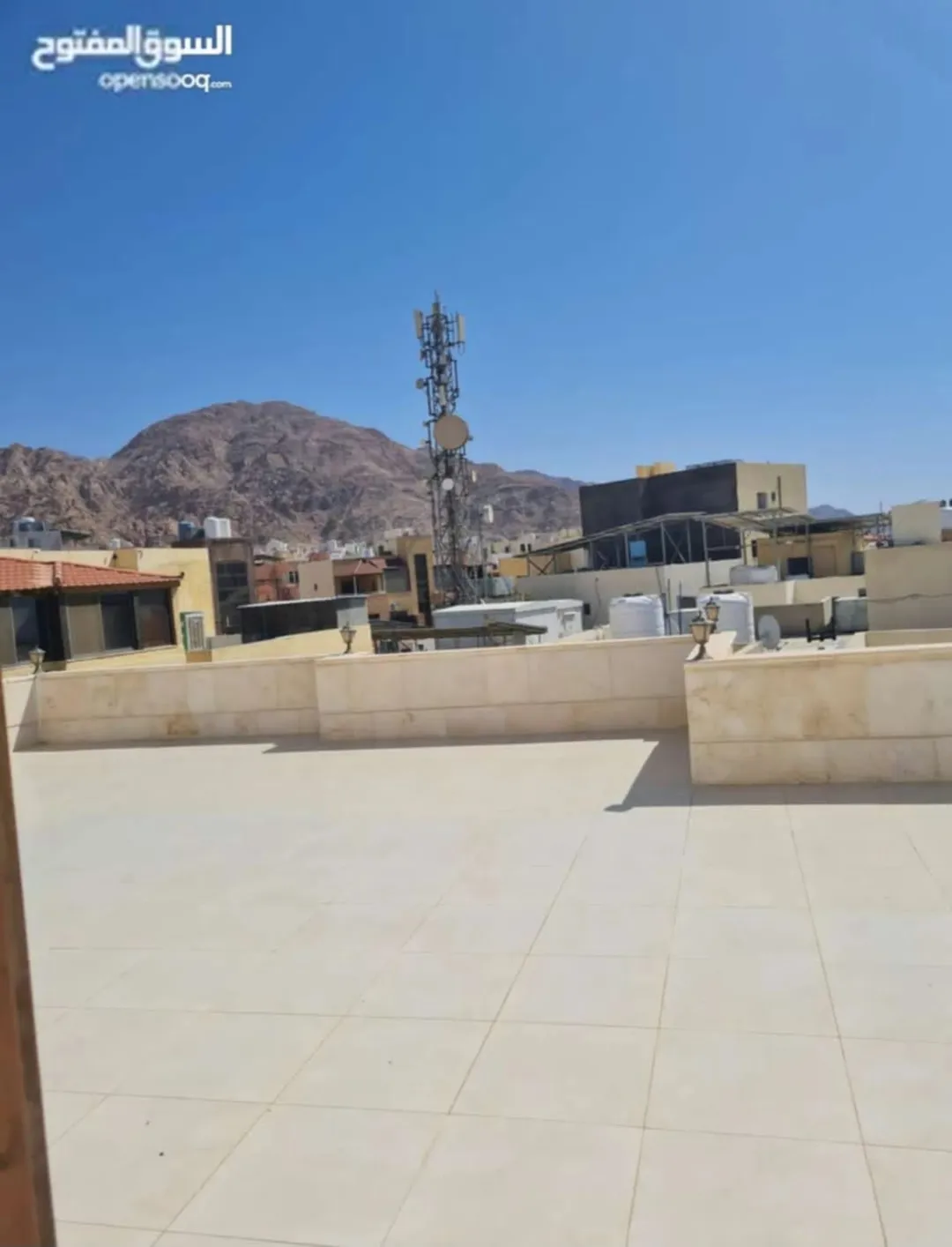 العنوان: للبيع شقة مميزة في العقبة/ منطقة السابعه تم تخفيض السعر للجادين