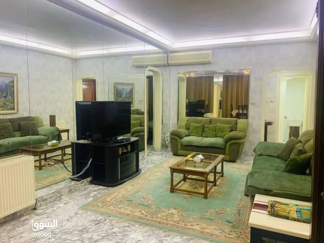 شقة مفروشة فاخرة للإيجار في الشميساني بالقرب من فندق تايكي – عمان الاردن | ID 620269