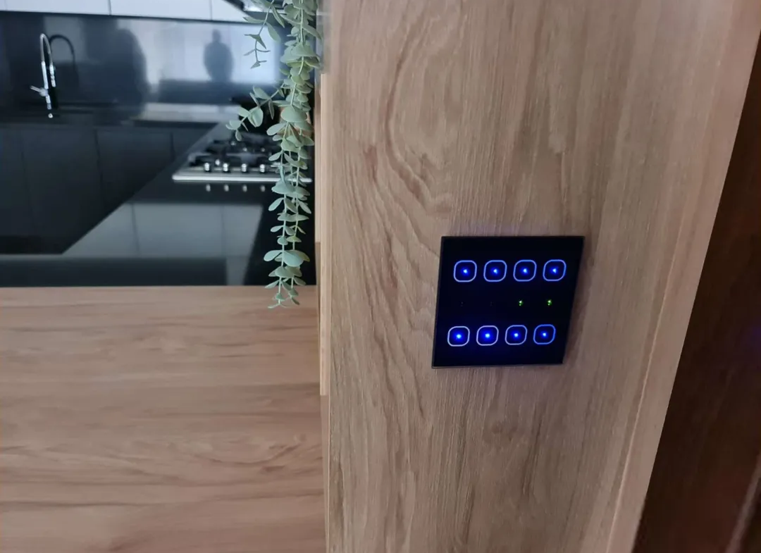 1080