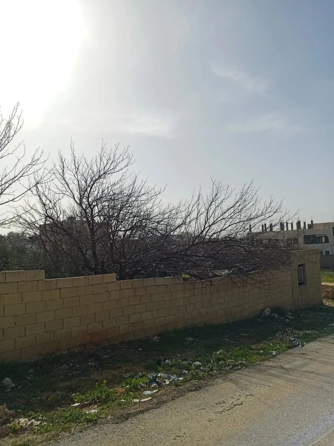 بيت مسطح 130م على أرض 1018م الصنوبرات ناعور بسعر لقطه ثمن الارض