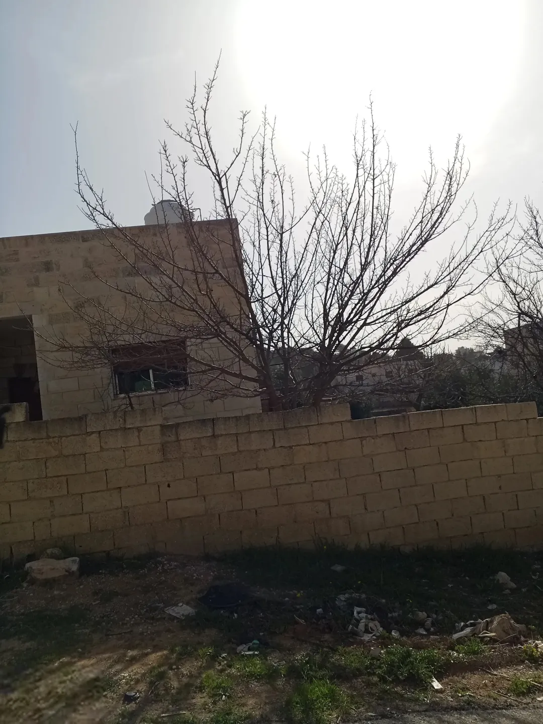 بيت مسطح 130م على أرض 1018م الصنوبرات ناعور بسعر لقطه ثمن الارض