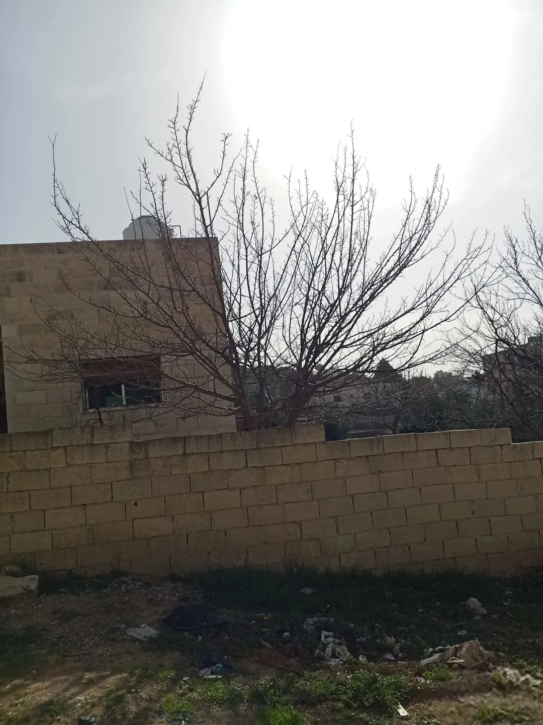 بيت مسطح 130م على أرض 1018م الصنوبرات ناعور بسعر لقطه ثمن الارض