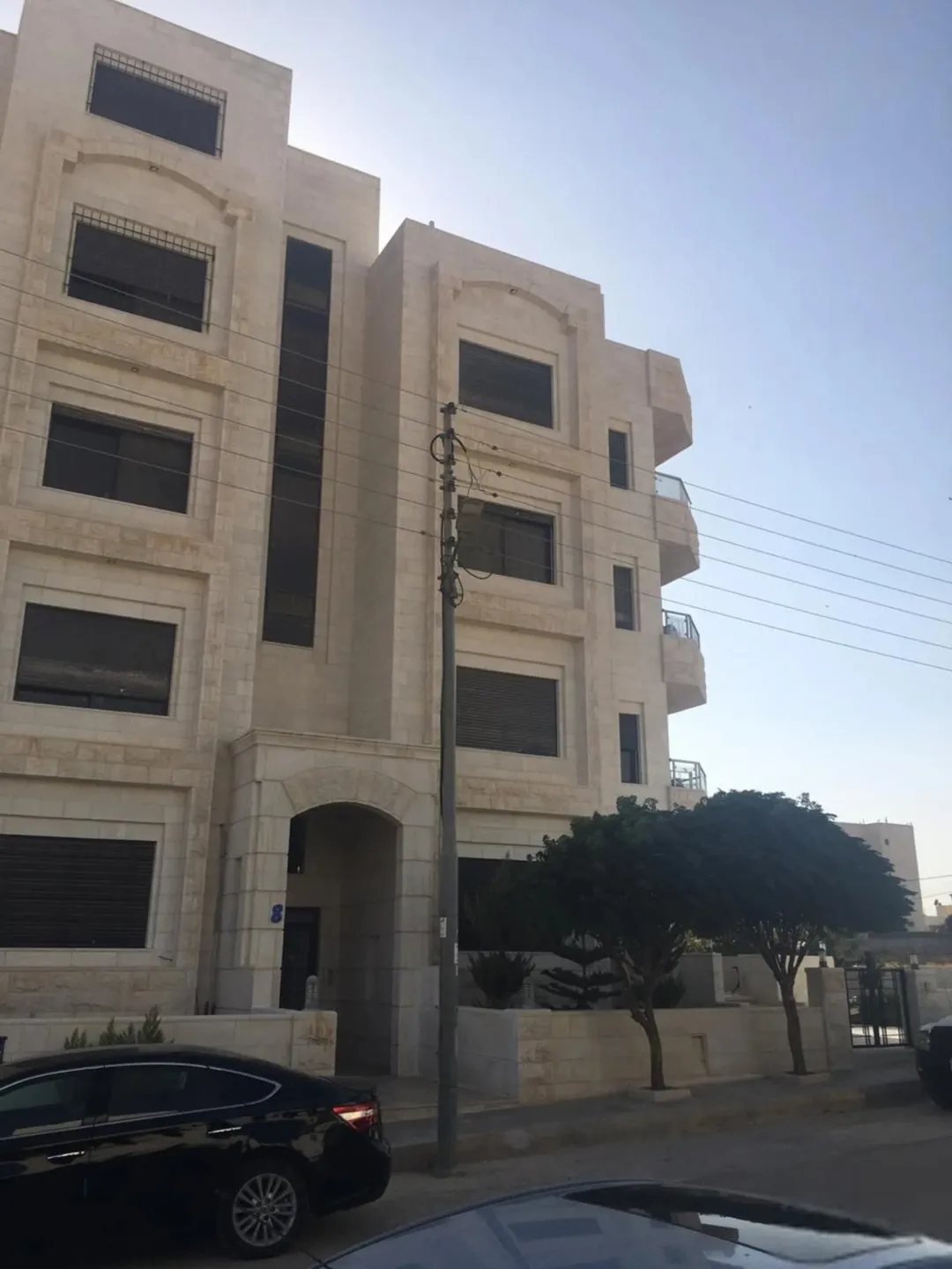 شقة للبيع في شفا بدران – مجددة بالكامل وتشطيبات مميزة