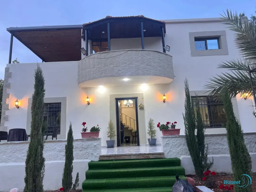 مزرعه بجميع المواصفات ماحص ام الخال