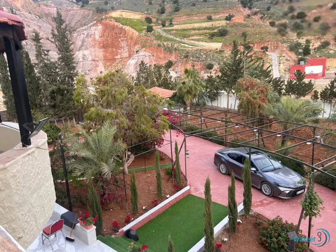 مزرعه بجميع المواصفات ماحص ام الخال