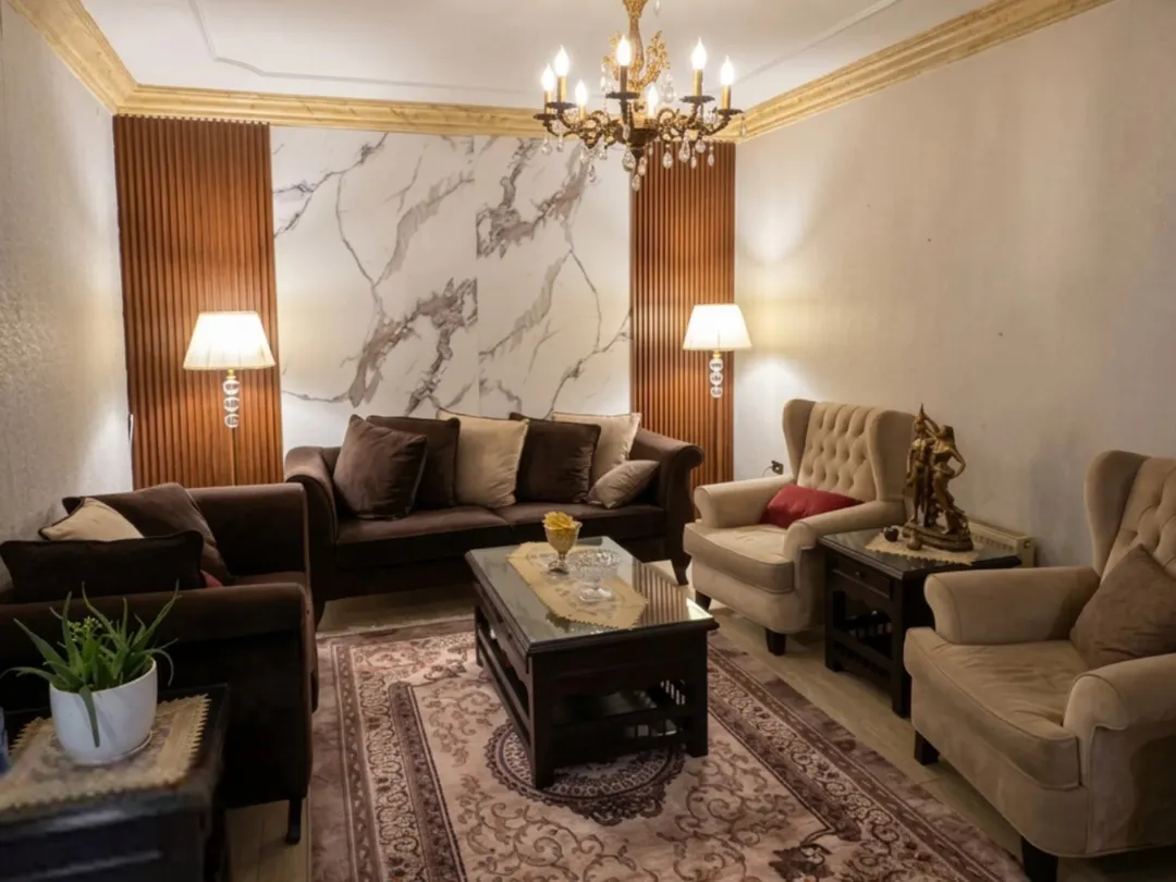 منزل مستقل للبيع 3 طوابق– موقع مميز