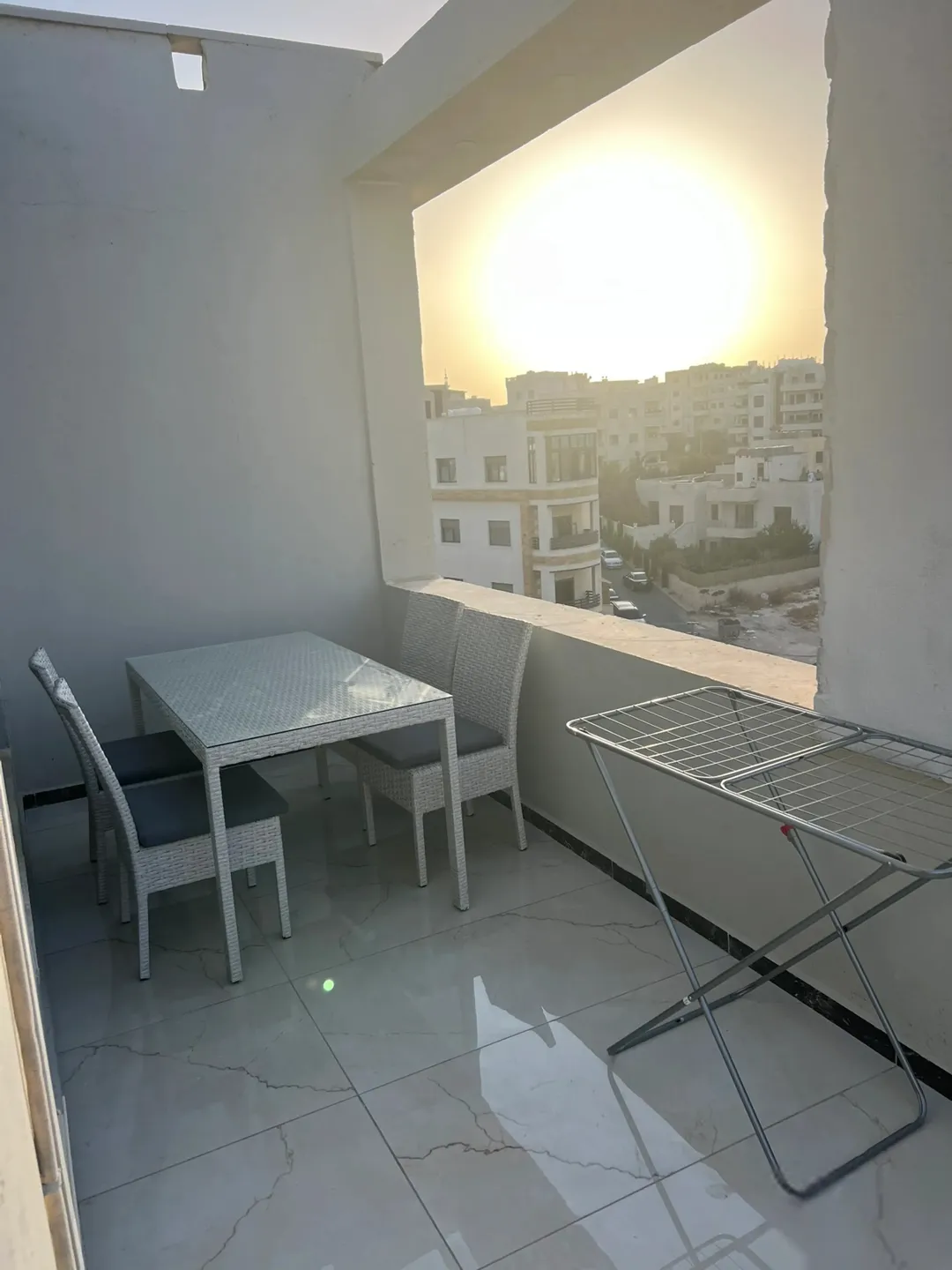 شقة مفروشة للإيجار في عمان – البنيات