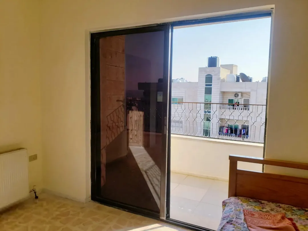 شقة في المدينة الرياضية للبيع