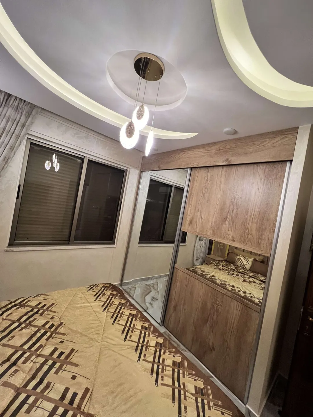 شقة فاخرة مفروشة جديدة للإيجار في حي عبدون الشمالي – عمان الاردن | ID 729908