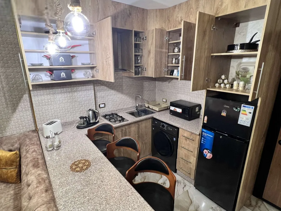شقة فاخرة مفروشة جديدة للإيجار في حي عبدون الشمالي – عمان الاردن | ID 729908