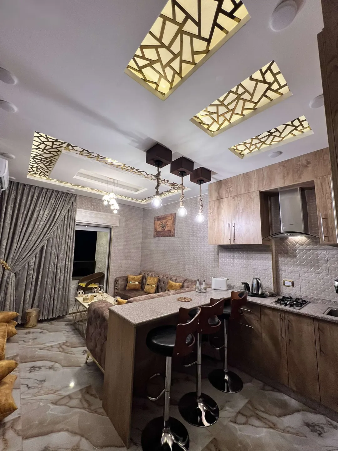 شقة فاخرة مفروشة جديدة للإيجار في حي عبدون الشمالي – عمان الاردن | ID 729908