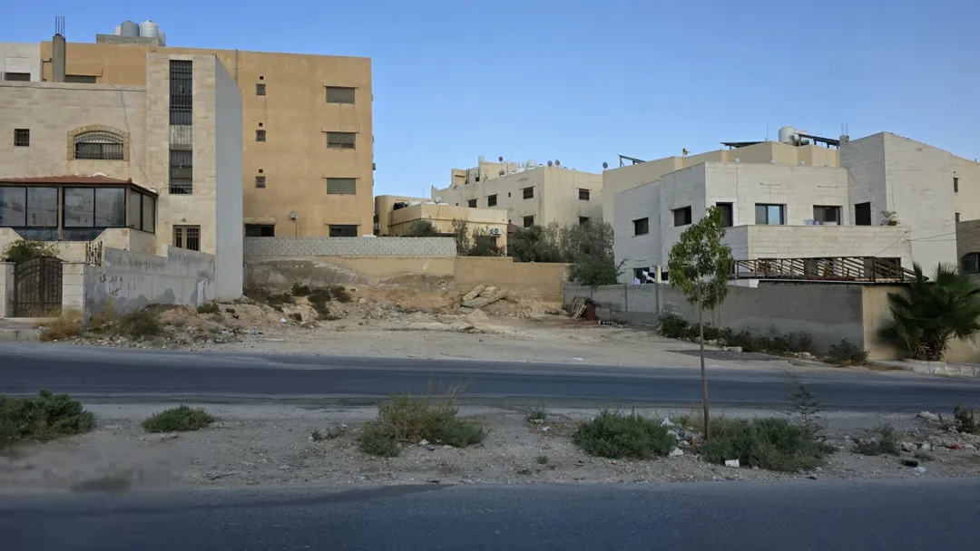 أرض سكنية للبيع في الزرقاء – إسكان البتراوي