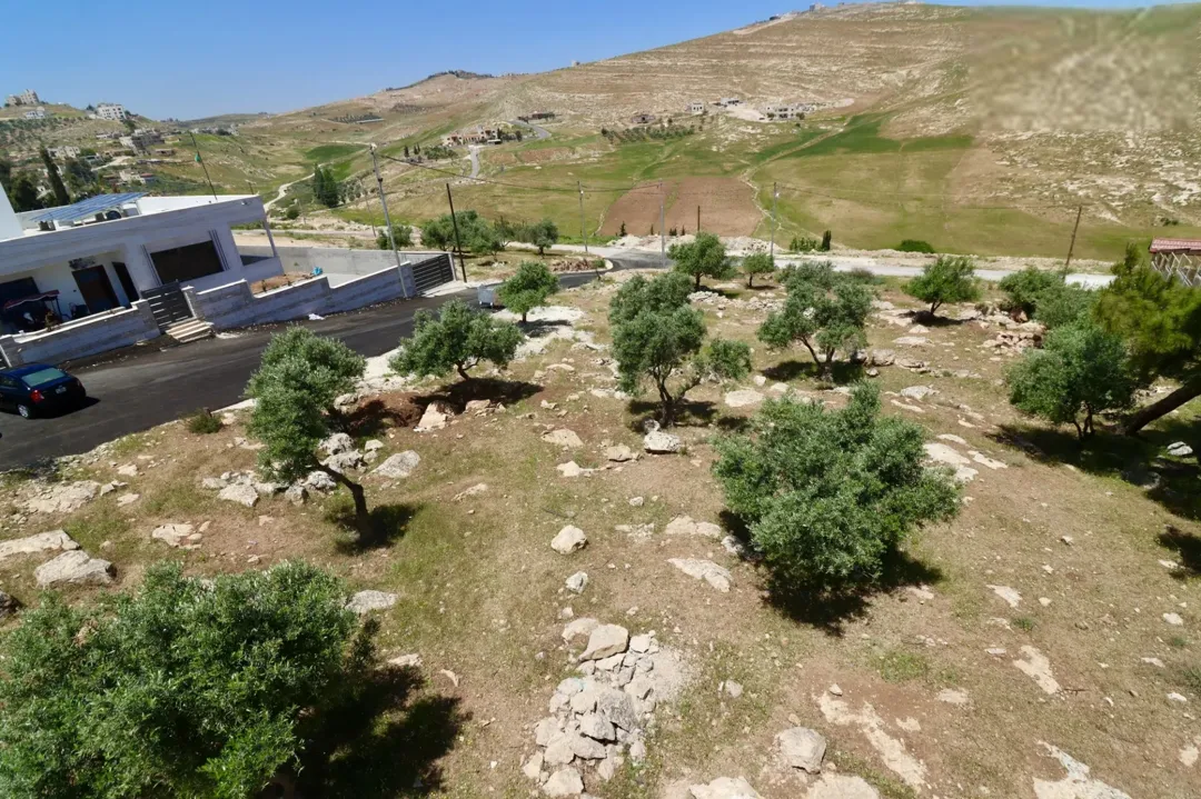 أرض سكنية مميزة للبيع في شفا بدران