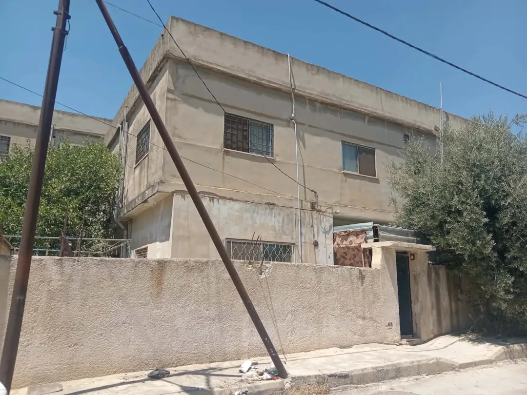منزل مكون من طابقين — صورة 3