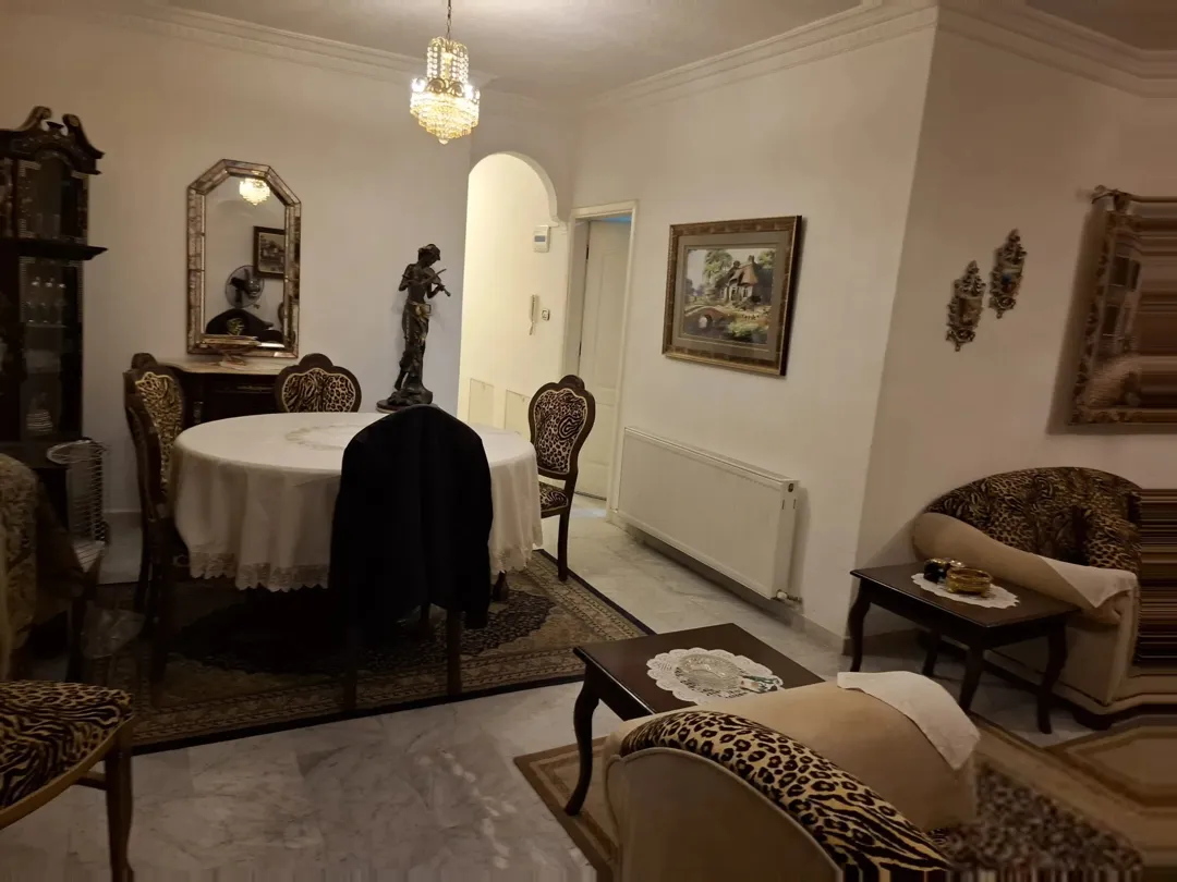 شقة للبيع في أم السماق – عمان مساحة 122 متر مربع جاهزة للسكن