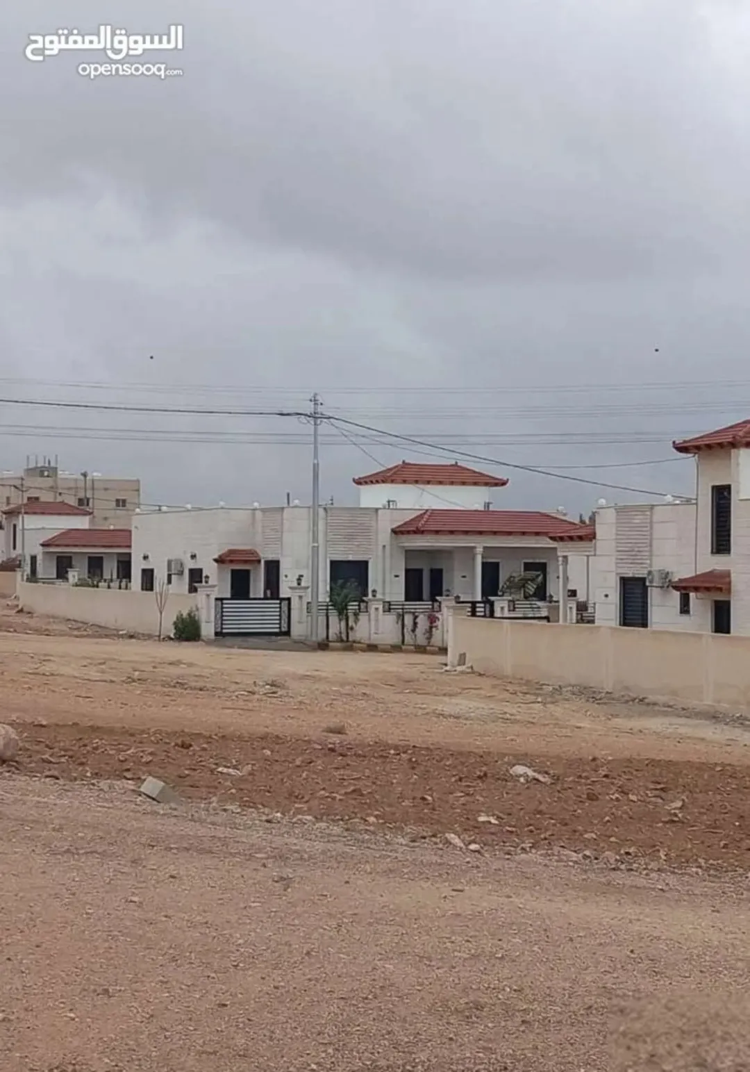 ارضي شرق عمان البيضاء حي العبوس والجواميس