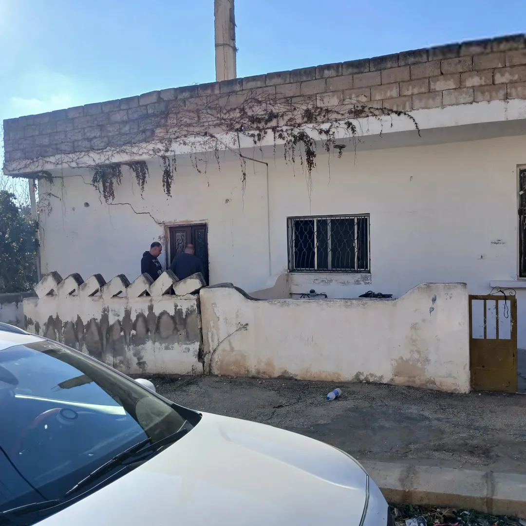 بيت مستقل للبيع المستعجل