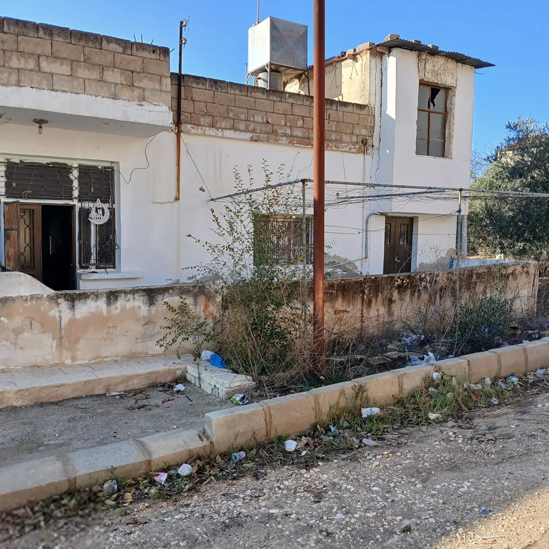 Independent house for urgent sale