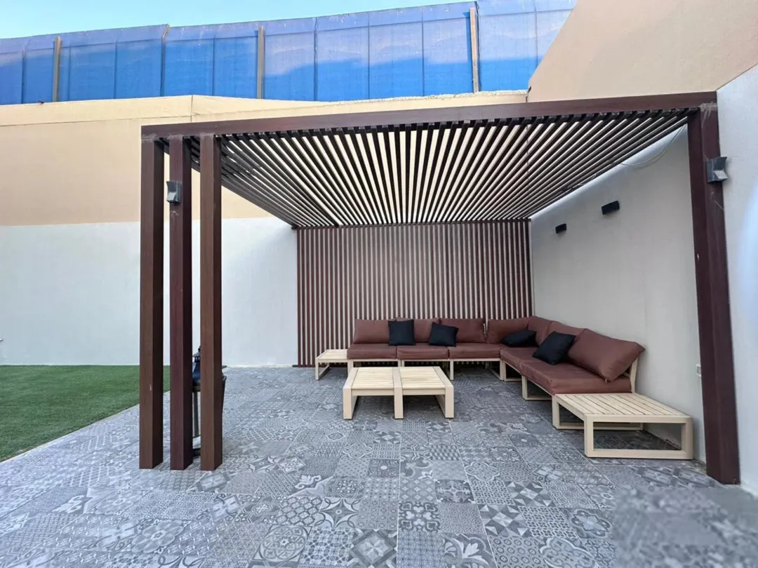مزرعة مساحة الف متر بناء جديد في البحر الميت