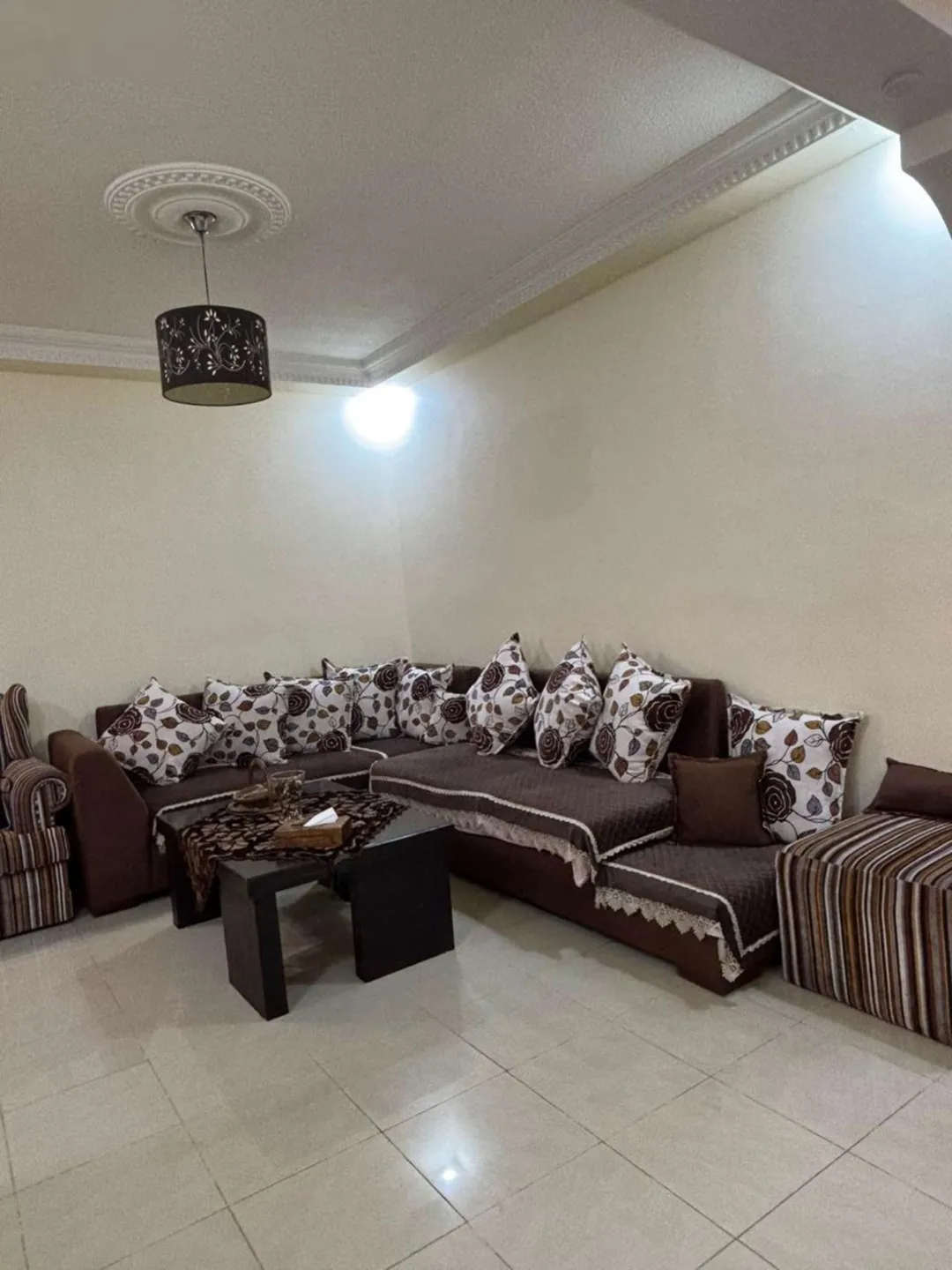 شقة مفروشة فاخرة مع أثاث كامل – عمان الاردن | ID 699927