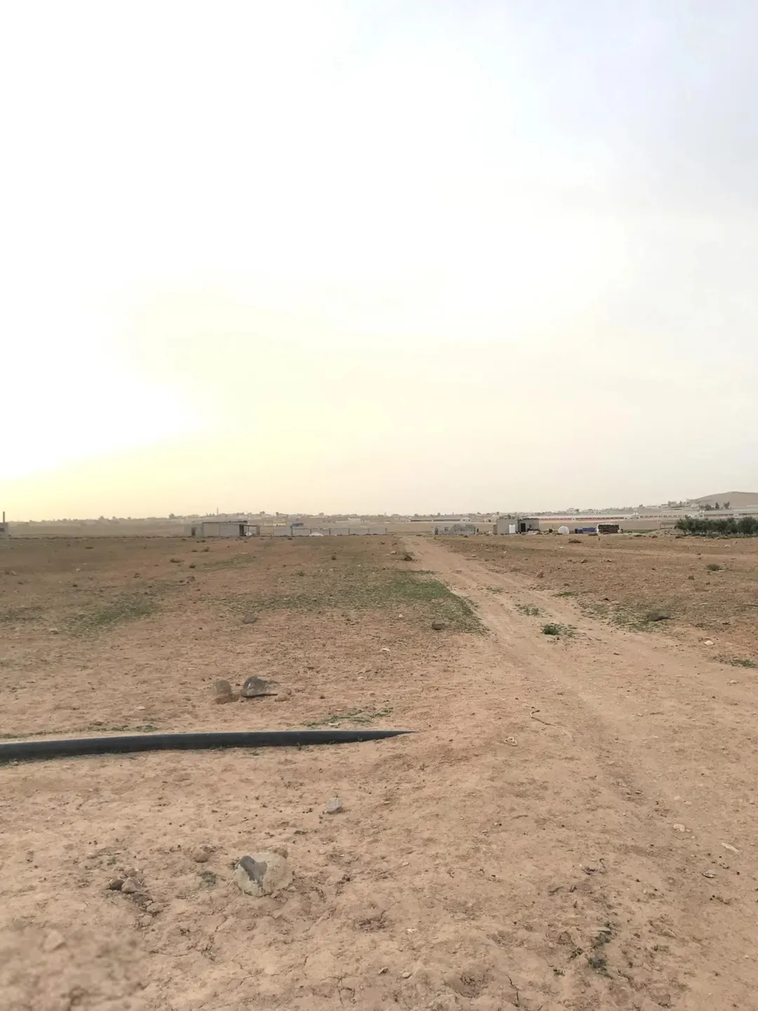 دنمين ارض للبيع المفرق الخالدية حوض ابو غارة