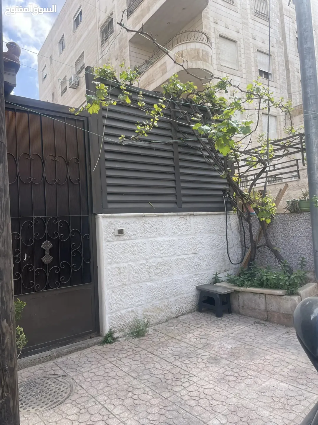 شقة فاخرة للبيع في طبربور