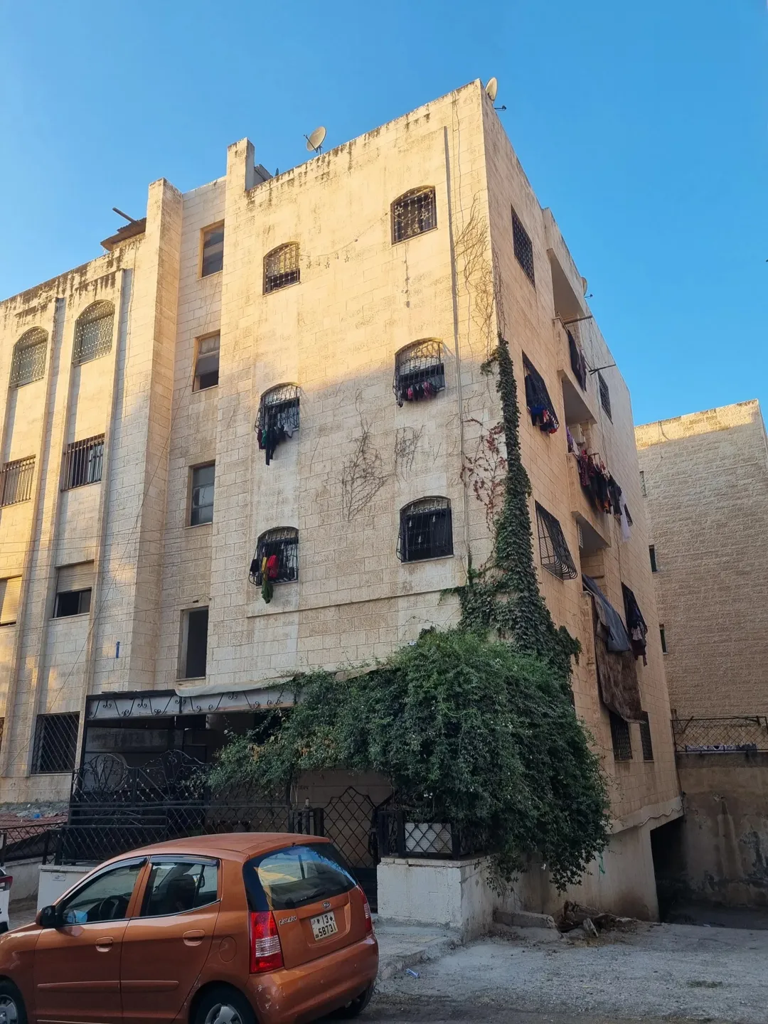 شقة للبيع في ضاحية الأمير حسن – عمان