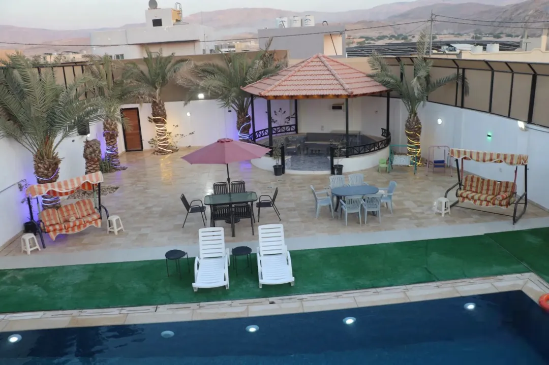 شاليه مميز و فاخر جدا للبيع في النهضة – الراما