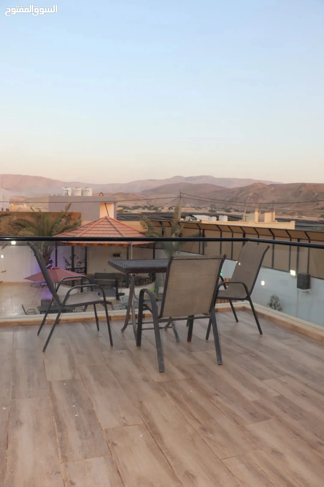 شاليه مميز و فاخر جدا للبيع في النهضة – الراما