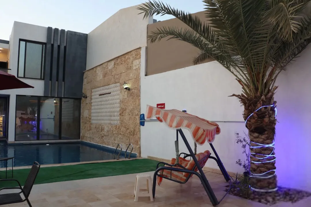 شاليه مميز و فاخر جدا للبيع في النهضة – الراما