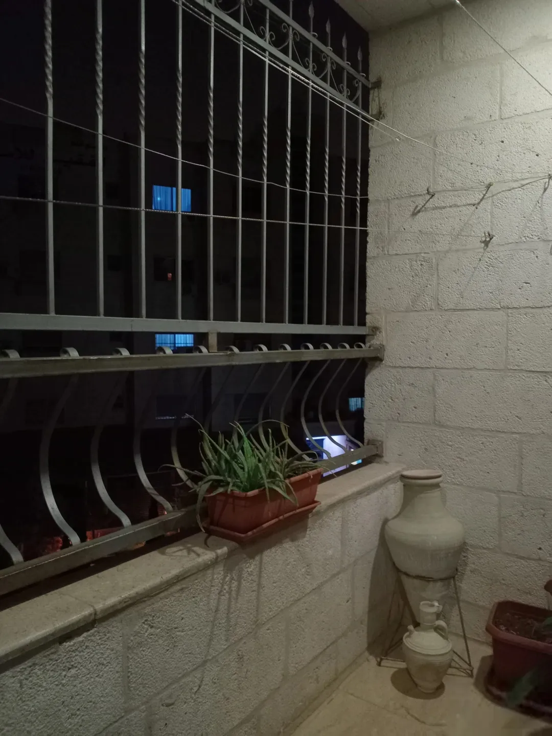 شقة طابقين للبيع في طبربور منطقة مميزة