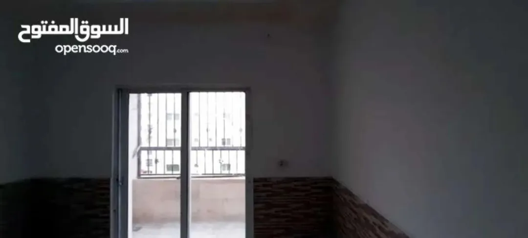 شقة للبيع في الأردن اربد الحي الجنوبي 3 غرف وصالة