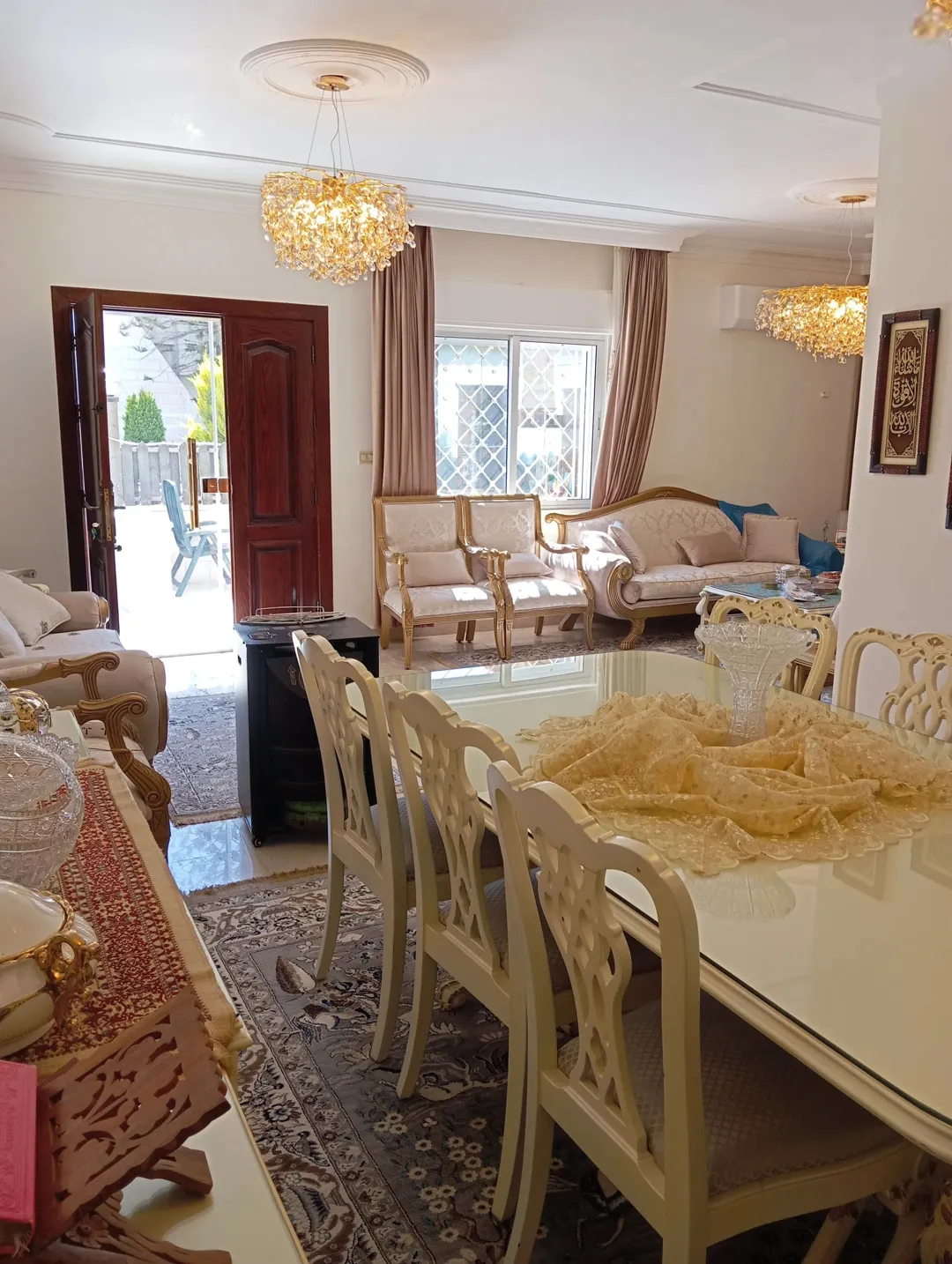 شقة أرضية ساحرة مفروشة بالكامل | ID 749654