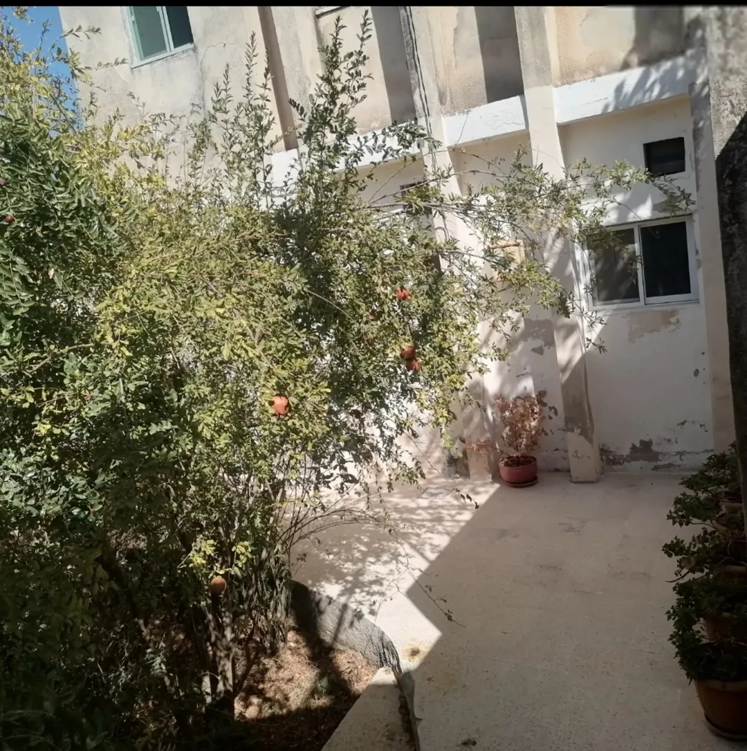 بيت مستقل طابقين مع إطلالة خلابة على جبال عجلون في لواء كفرنجه