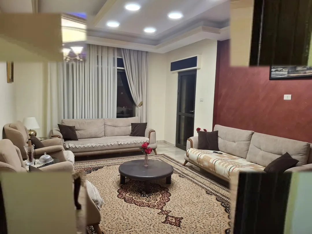 شقة أنيقة ومفروشة بالكامل للإيجار في مرج الحمام