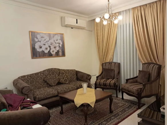 شقة فاخرة مؤثثة حديثًا للإيجار في شمسان مبنى عائلي هادئ في حي راقٍ – عمان الاردن | ID 619584