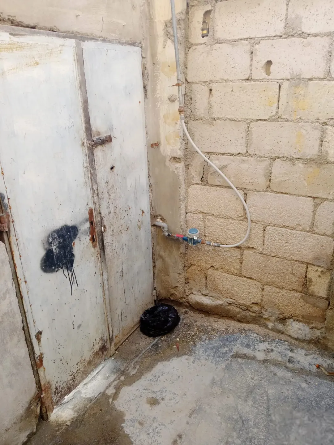 بيت للبيع مقابل مسجد النور