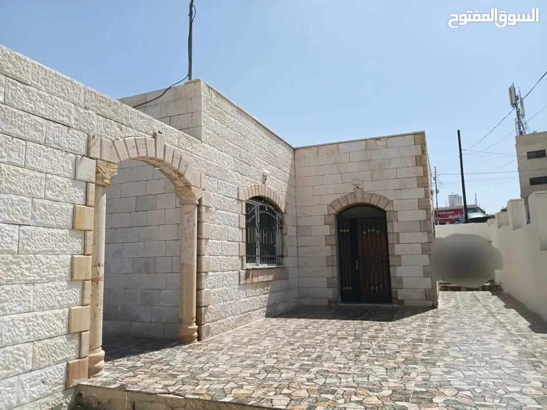 منزل مستقل للبيع في ضاحية المدينة المنورة – الزرقاء