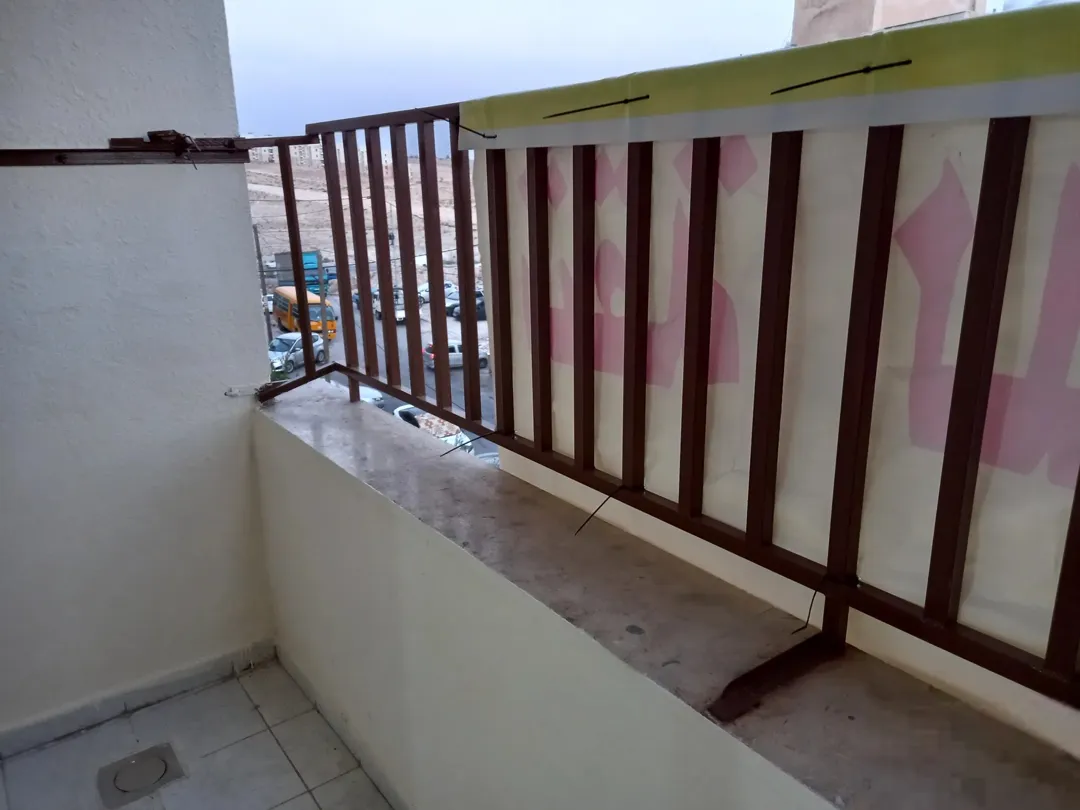 شقه للبيع جبل طارق مباشره بسعر مخفض
