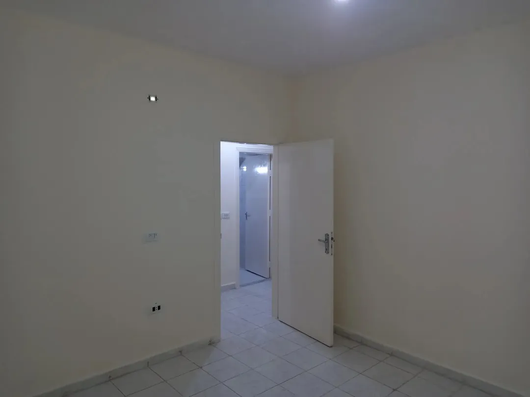 شقه للبيع جبل طارق مباشره بسعر مخفض