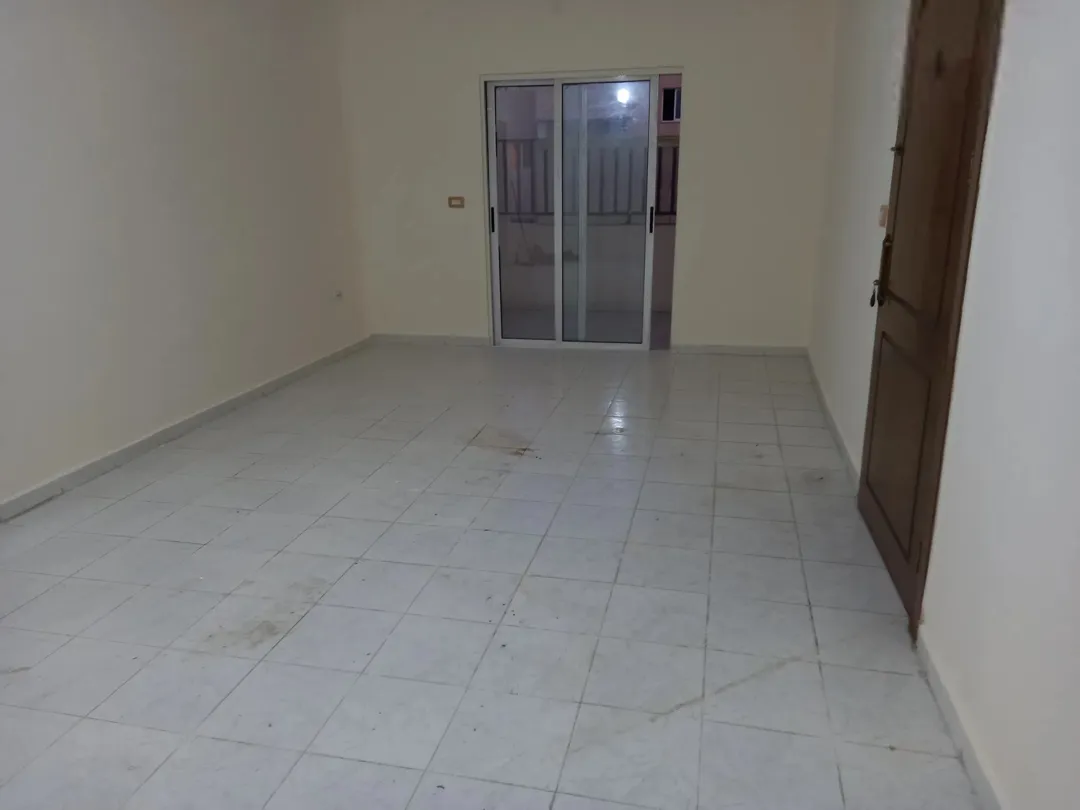 شقه للبيع جبل طارق مباشره بسعر مخفض