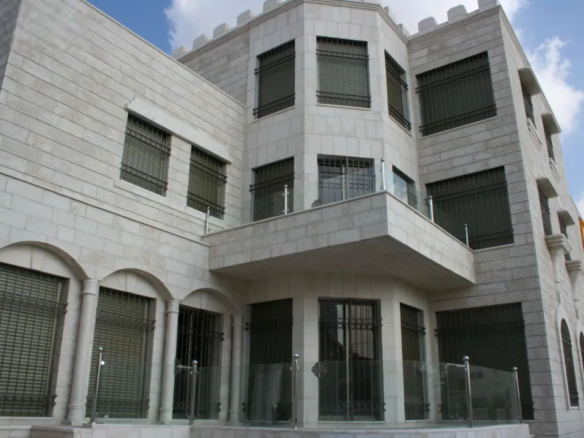 فيلا فاخرة للإيجار في الكرسي دابوق