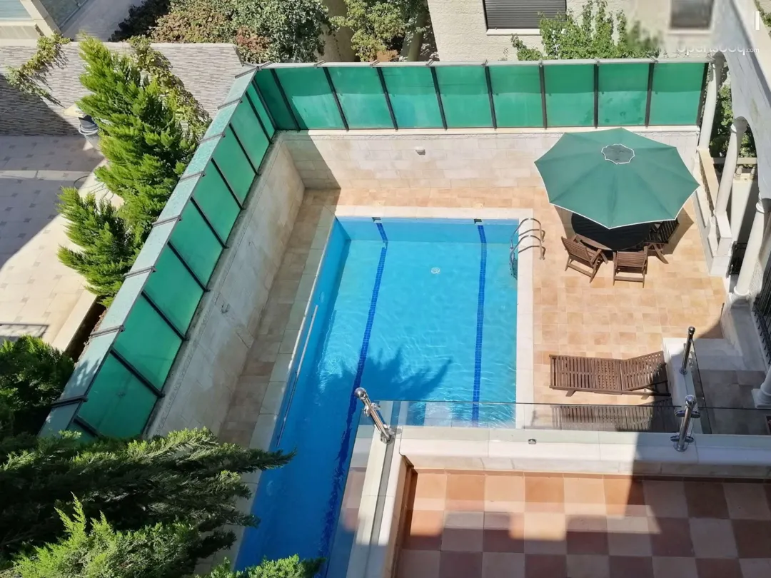 فيلا فاخرة للإيجار في الكرسي دابوق