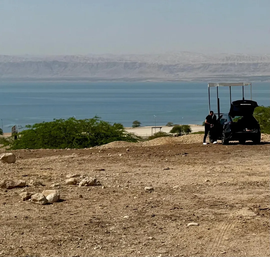 أرض بالبحر الميت اطلاله رائعة على البحر – للبيع – شارع الفنادق