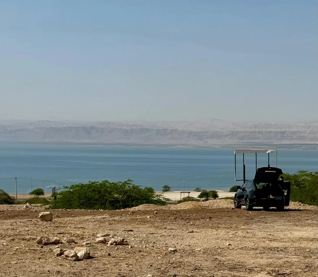 أرض بالبحر الميت اطلاله رائعة على البحر – للبيع – شارع الفنادق