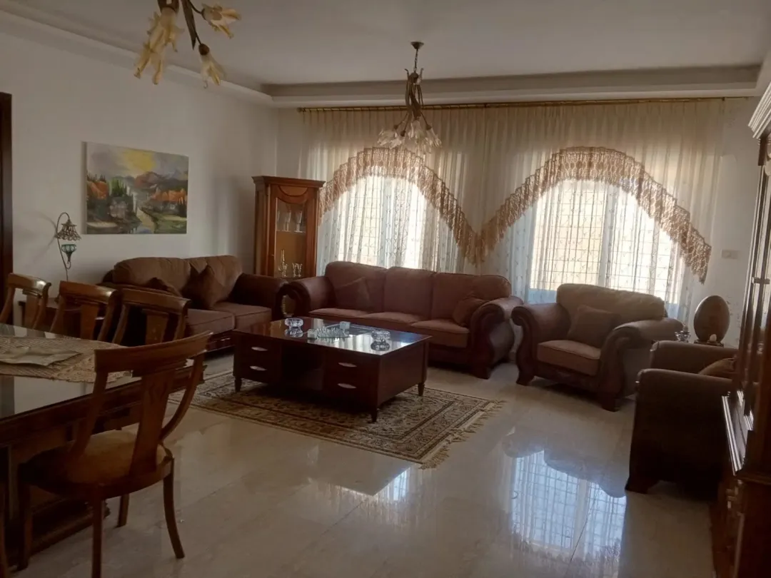 230 Meter Apartmant in Thuhair – شقة 230 متر منطقة هادئة في الظهير- حوض الطبقة – مباشرة