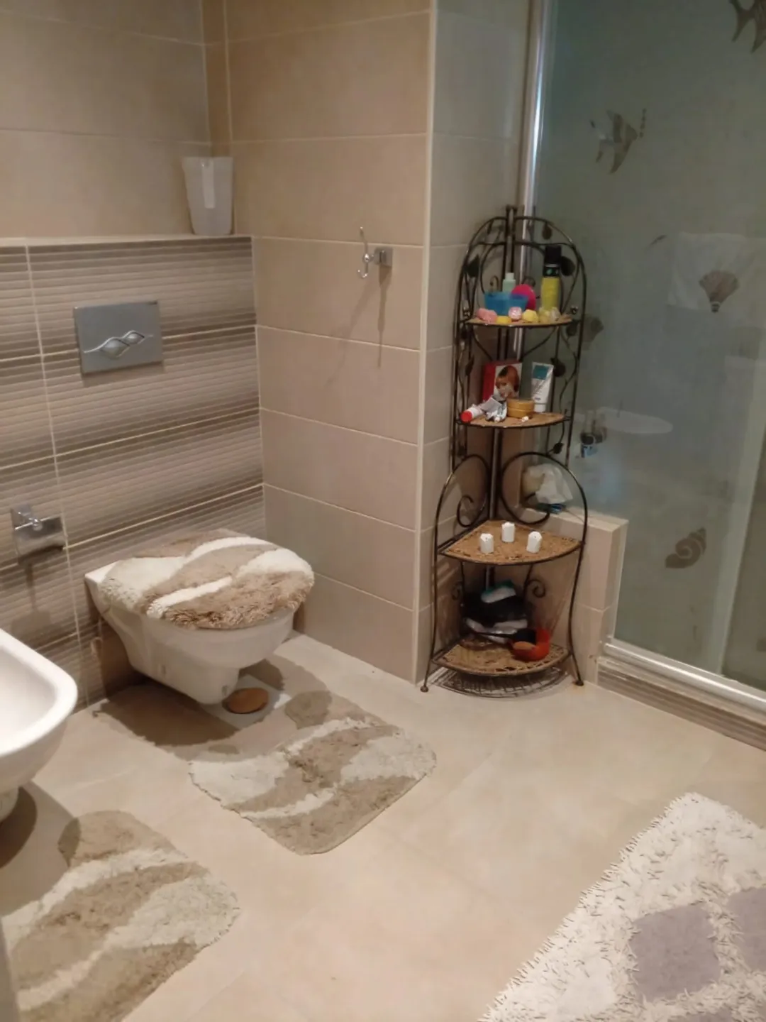 230 Meter Apartmant in Thuhair – شقة 230 متر منطقة هادئة في الظهير- حوض الطبقة – مباشرة