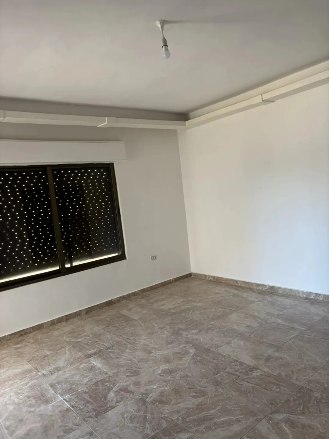 شقة سكنية راقية في مرج الحمام